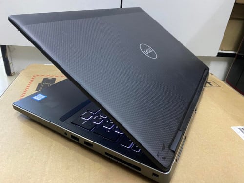 Dell Precision 7530 Xeon RAM 16gb SSD M2 512gb Screen 15.4" FHD VGA P3200 6GB