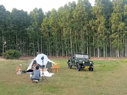 រថយន្ត jeep សម្រាប់ជួល