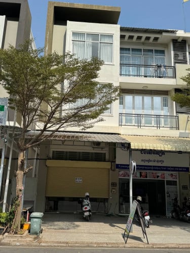 ផ្ទះជួលអាចរកសុីបាន ក្នុងបុរីហេងហៀង ព្រែកលៀប 6A (ម្ចាស់ផ្ទាល់)👉🏻 តម្លៃ 450$ / 1ខែ (ចរចាបាន)