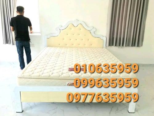 ឈុតគ្រែព្រះនាង ជាមួយពូក20 (1.6mx2.0m)