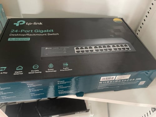 Switch 24 port