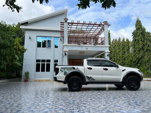 ដី/ផ្ទះលក់បន្ទាន់នៅកាកាបទី២ ខណ្ឌពោធិ៍សែនជ័យ ៖