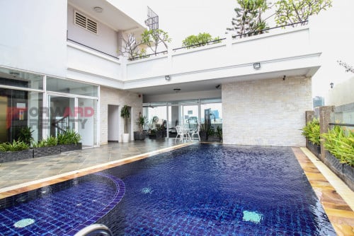 2 Bedrooms apartment with swimming pool and gym available for rent in Russian Market Area.