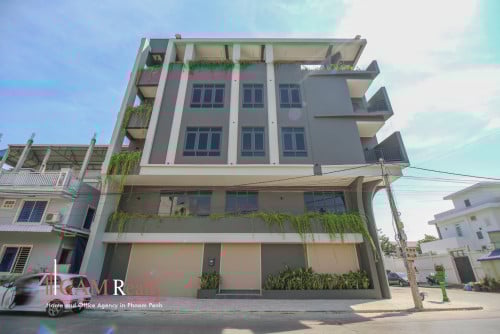 Commercial Building For Rent in Chak Angrae Kraom