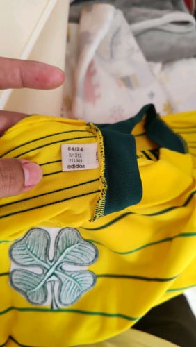 Adidas originals size M