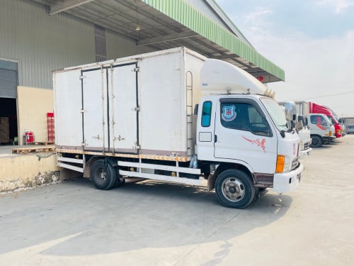 រថយន្តជួលដឹកទំនិញគ្រប់ប្រភេទ