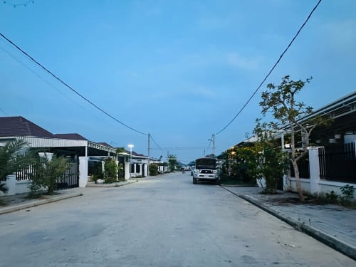 ដី និងផ្ទះលក់