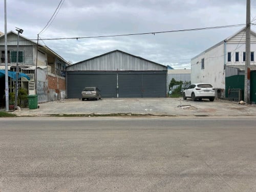 ដីលក់លើផ្លូវ2011 នៅឈូកវ៉ា1