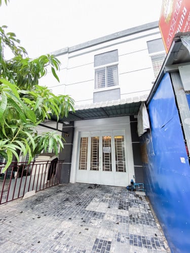 ផ្ទះលក់ ក្នុងតំលៃ 60000$ (ចរចារ) ម្ចាស់ផ្ទាល់