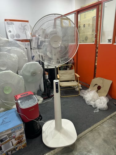 Hatari Stand Fan 16” Touch & Remote 1.60cm