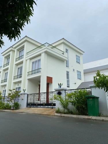 វីឡាទោលសំរាប់ជួលនៅបុរី វីឡាថោន ផ្លូវ60M