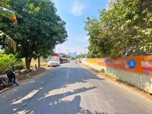 🏘 ឃ្លាំង សម្រាប់ជួល នៅជិតស្ថានីយ៍ទូរទស្សន៍បាយ័ន