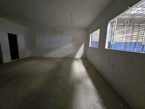 Warehouse1800m2 PP Thmei for rent