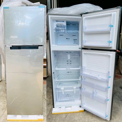 ទូទឹកកកស៊េរីថ្មី ម៉ាក Samsung ម៉ូឌែល RT25FARBDS8 ដែលមានចំណុះ 264លីត