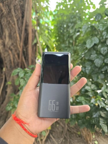 Powerbank 20000mAh លក់ 13$ Clear Stock