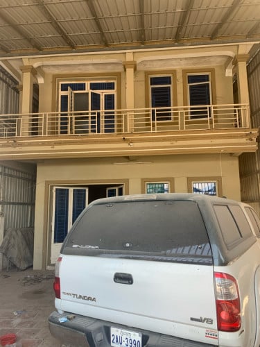 ផ្ទះទីតាំងល្អជាប់រោងចក្រថ្មី