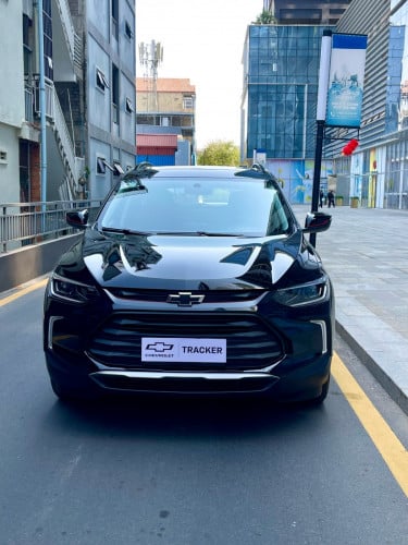 រថយន្តមានក្នុងស្តុកស្រាប់ ទិញឥឡូវទទួលបានរថយន្តឥឡូវ