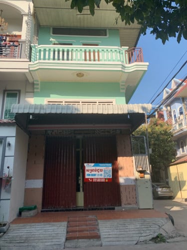 ផ្ទះកែងសម្រាប់ជួលអាចរកស៊ីបាន ក្បែរផ្សារឈូកមាស