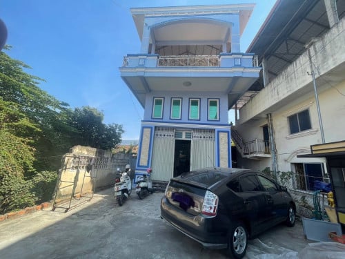 ផ្ទះលក់លើផ្លូវជាតិលេខ2