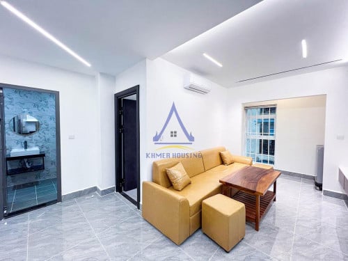 Newly apartment 2 bedrooms for rent in BKK2 area