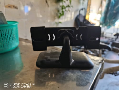 ជើងទំរ.​ដាក់កាម៉េរ៉ាឡាន ​