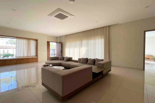Huge Villa For Rent-5 Bedroom Villa For Rent in Borey Chankiri With Private Pool Is Available Now.