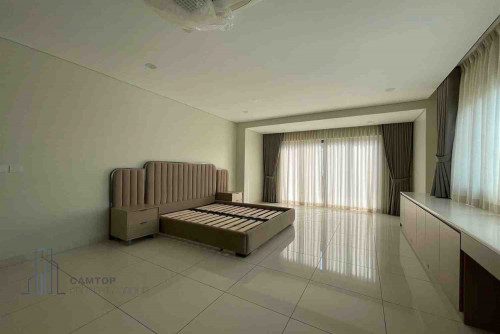Huge Villa For Rent-5 Bedroom Villa For Rent in Borey Chankiri With Private Pool Is Available Now.