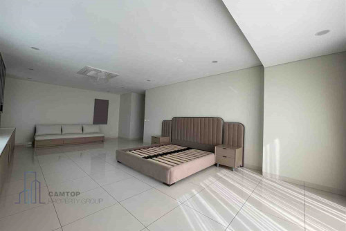 Huge Villa For Rent-5 Bedroom Villa For Rent in Borey Chankiri With Private Pool Is Available Now.