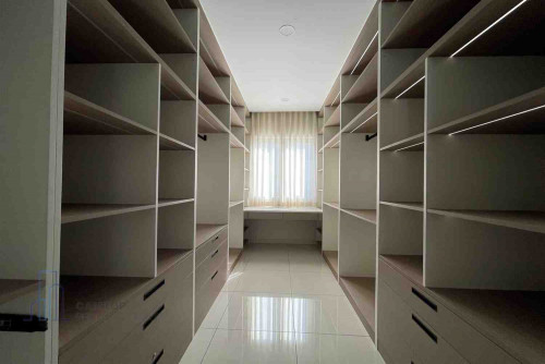 Huge Villa For Rent-5 Bedroom Villa For Rent in Borey Chankiri With Private Pool Is Available Now.