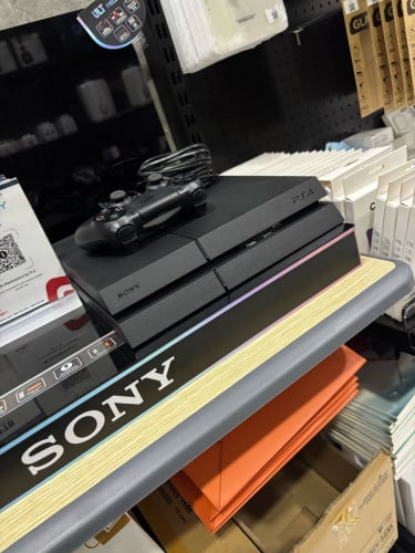 Sony PlayStation 4 PS4 500GB