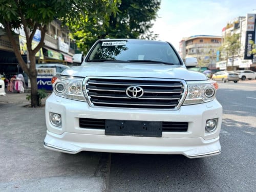 Land Cruiser Full option 2013 V6 tax paper 6$