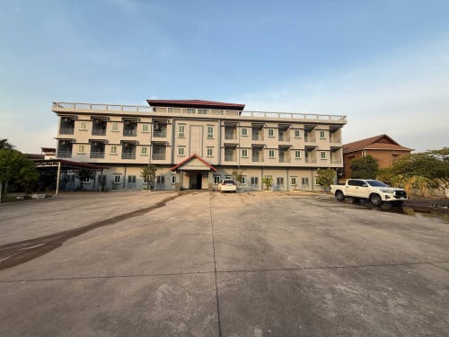 អគារសម្រាប់លក់នៅក្រុងសៀមរាប ជិតភោជនីដ្ឋានអាម៉ាហ្សូនអង្គរ