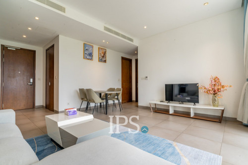 Premium 2-Bedroom Condo For Sale โ at ๐๐ฆ๐๐๐ฌ๐ฌ๐ฒ ๐๐๐ง๐ญ๐ซ๐๐ฅ, ๐๐๐๐, ๐๐ก๐ง๐จ๐ฆ ๐๐๐ง๐ก!