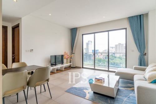 Premium 2-Bedroom Condo For Sale โ at ๐๐ฆ๐๐๐ฌ๐ฌ๐ฒ ๐๐๐ง๐ญ๐ซ๐๐ฅ, ๐๐๐๐, ๐๐ก๐ง๐จ๐ฆ ๐๐๐ง๐ก!