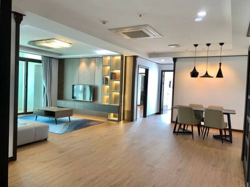 3 Beds for rent at De Castle Royal BKK I