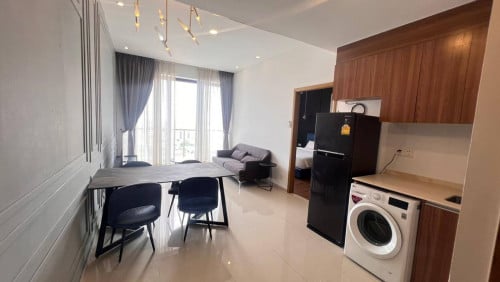 One Bed For Rent at Royal Skyline