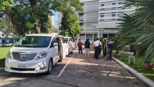 Alphard. Staxer. H1.Hiace. Bus25.35.45