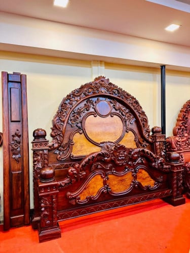 គ្រែយក្សម៉ូតបេះដូង ឈើប្រណិតនាងនួនឡាយបេង របស់ល្អកម្រមានណាស់ទាល់តែប្រាកដថាស្អាត 100% ទើបដាក់តាំងលក់