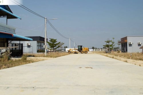 ដីលក់ជិតផ្សារអង្គស្នួល (10m x 20m) - $12,888