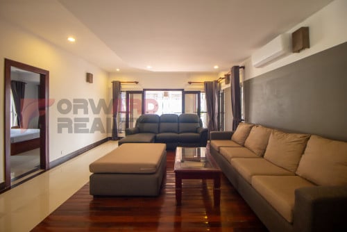 Spacious 3 Bedrooms Apartment available for rent in BKK2 Area (A300)