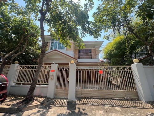 Villa For Rent In Borey Tonle Bassace