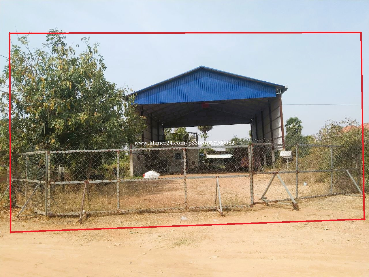 ๐ฆHouse Available for Urgent Sale at a Special Price (Negotiable).