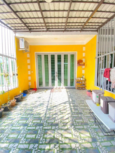 ផ្ទះលក់បន្ទាន់នៅចំការដូង