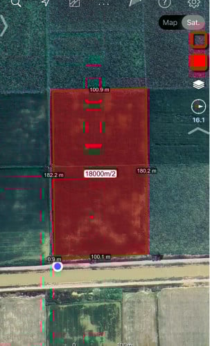 ដីស្រែលក់បន្ទាន់ 100m x 180m