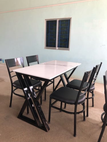 ឈុតតុបាយ សមាជិក4នាក់