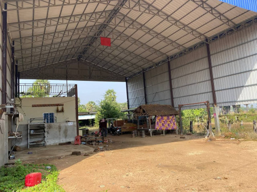๐ฆHouse Available for Urgent Sale at a Special Price (Negotiable).