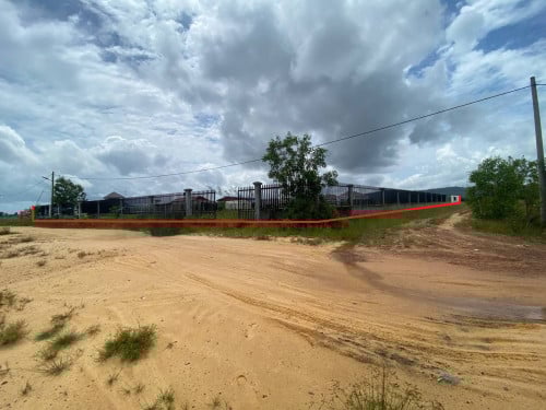 🏦Land for Urgent sale (Negotiable), ABA Loan Available.