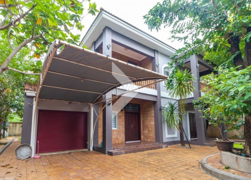 ផ្ទះវីឡាសម្រាប់លក់ក្នុងក្រុងសៀមរាប​ សង្កាត់ស្វាយដង្គំ/Villa for Sale in Svay Dangkum, Siem Reap