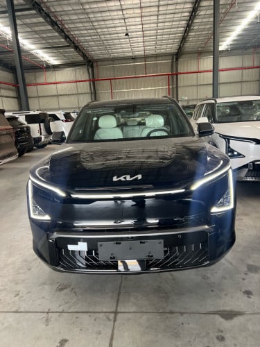 ក្នុងស្តុកស្រាប់Kia Ev5 720GT LINE + harman kardon and kia GT.LINE 2025 ចូលស្តុកហើយ