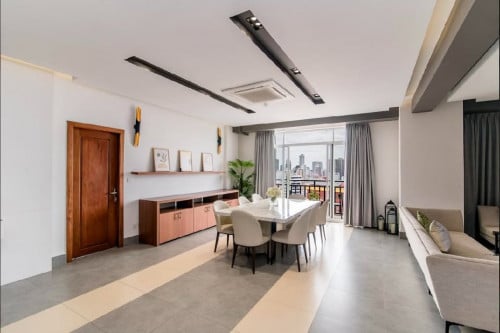 LUXURIOUS THREE BEDROOM FOR RENT ☘️